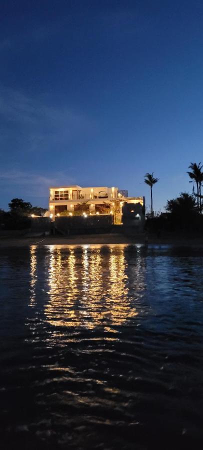 Beachfront Bed & Breakfast Сан-Хосе Экстерьер фото